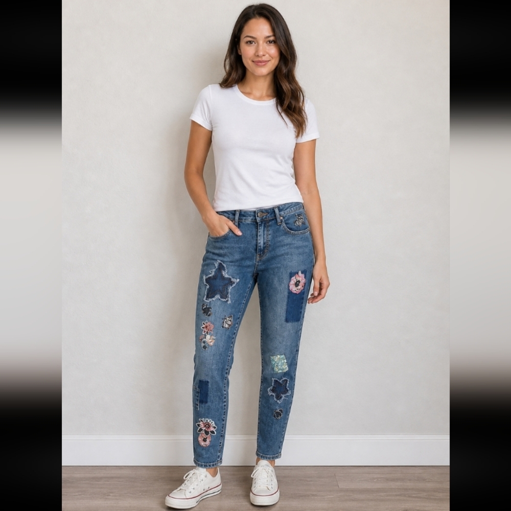 Distressed Embellished Patch Blue Jeans For The Repuplic Denim  Size 2/25